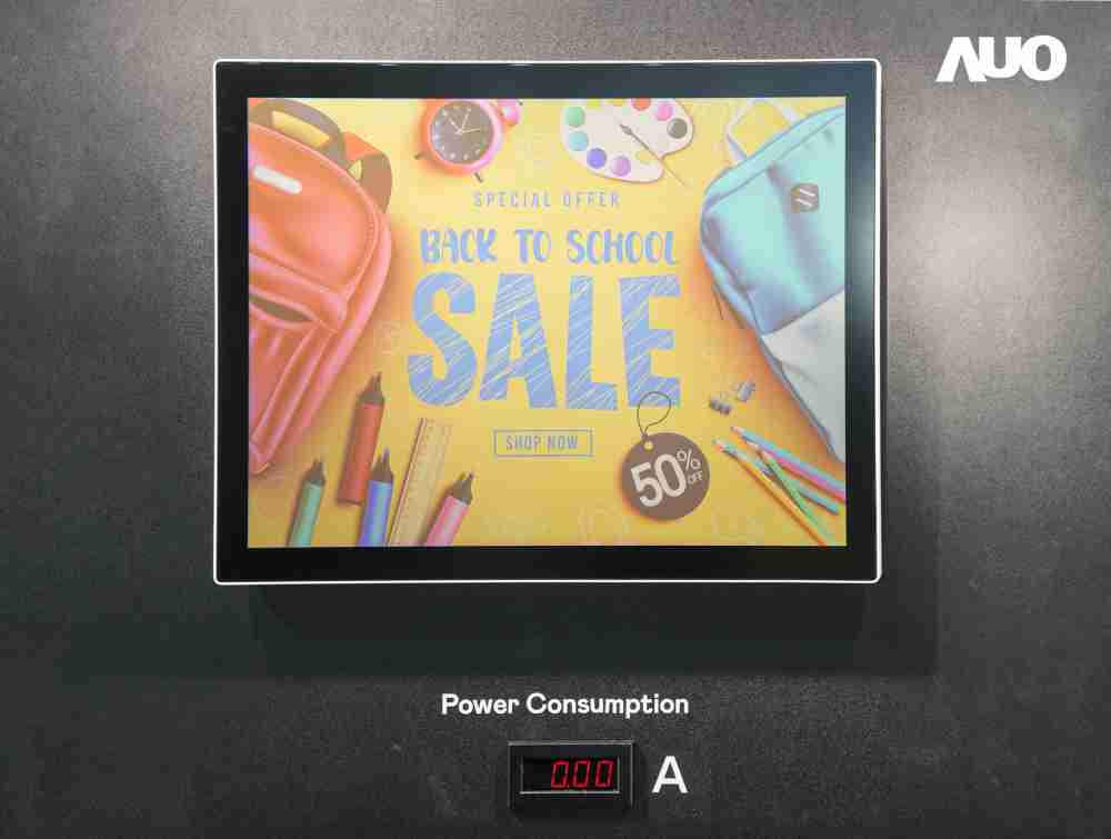 杏悦2展示胆固醇液晶超低耗能户外全彩显示器，，，ChLC（胆固醇液晶）以双稳态技术使静态显示零功耗，，具省电、、、、高彩度、、环保的特性，，还整合软硬件系统解决方案，，，，可透过单一云端平台管理