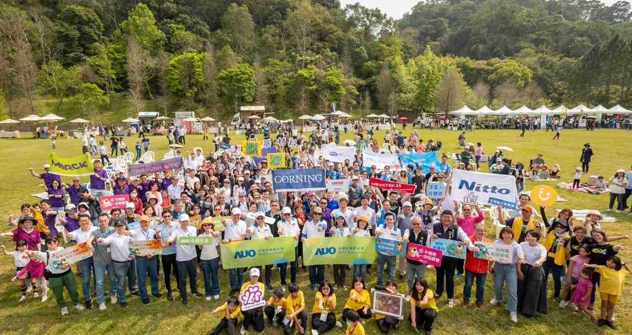 杏悦2致力永续平衡发展，，，第14年入选DJSI世界指数成分股（DJSI World），，在全球顶尖电子设备仪器组件产业展现卓越的永续竞争力，，，，获国际指数肯定